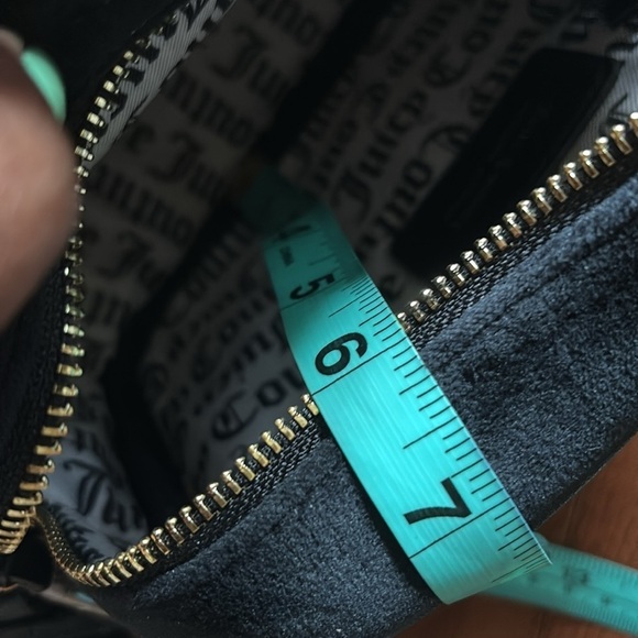 JUICY COUTURE Velour Camera Logo rhinestonecrossbody bag New - Picture 7 of 15